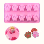 Silicone Mold with Bone or Paw Pattern for Shaping Small Confections – gallery image 3