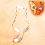 Cat-Shaped Aluminum Baking Mold for Shaping Cakes and Cookies – gallery image 3
