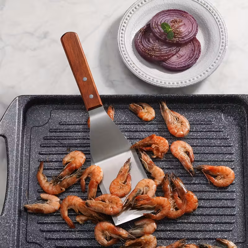 Stainless Steel Spatula for Turning and Lifting Foods with Beveled Edge and Hardwood Handle – description image 2