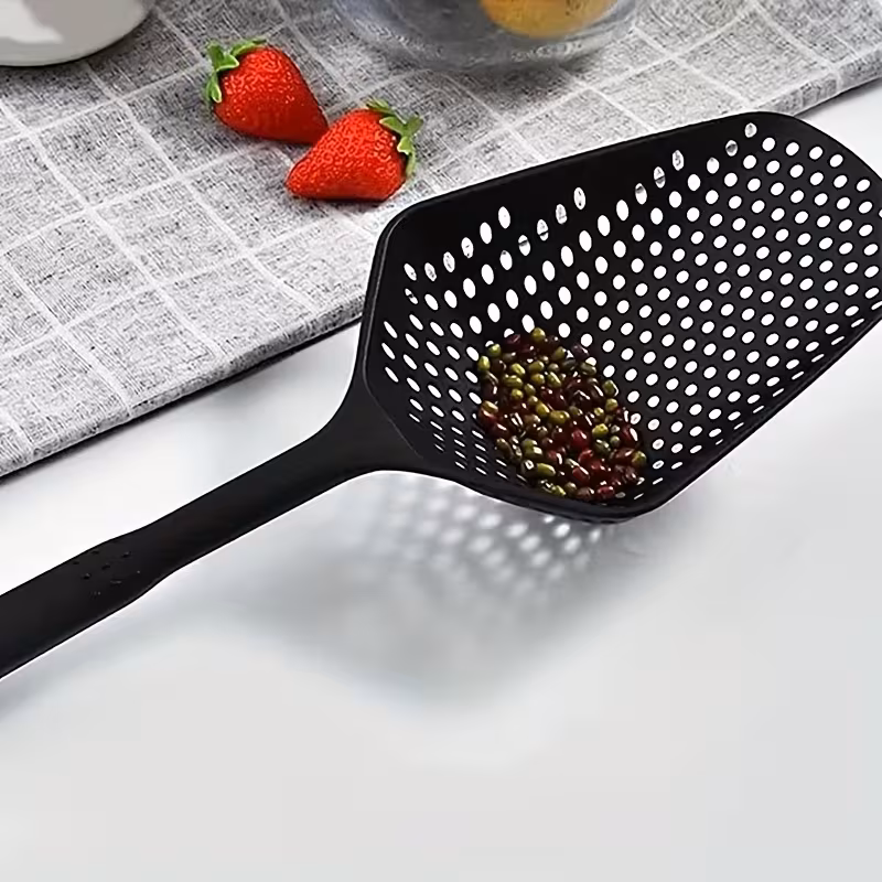 Kitchen Spoon with Integrated Filtering Feature for Cooking and Draining – description image 7