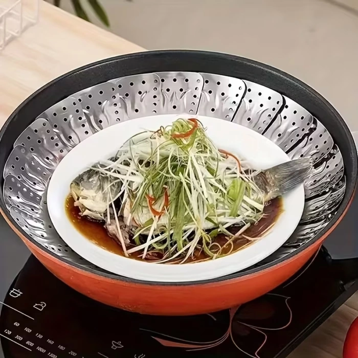 Stainless Steel Collapsible Steamer Basket for Steaming Food Ingredients – description image 2