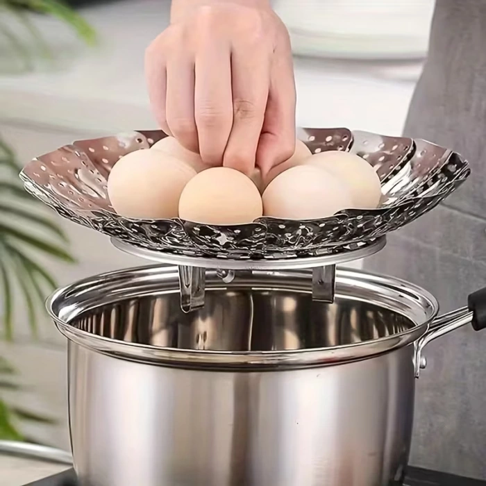Stainless Steel Collapsible Steamer Basket for Steaming Food Ingredients – description image 3