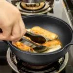 Pre-Seasoned Cast Iron Skillet for Cooking & Searing with Dual Handle Design – gallery image 3