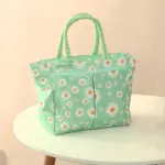 Insulated Tote Bag for Carrying Non-Food Items, Daisy Print, Handheld Design – gallery image 5