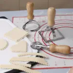 3pcs Zinc Alloy Dumpling Mold for Shaping & Cutting Dough – gallery image 8