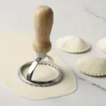 3pcs Zinc Alloy Dumpling Mold for Shaping & Cutting Dough – gallery image 3