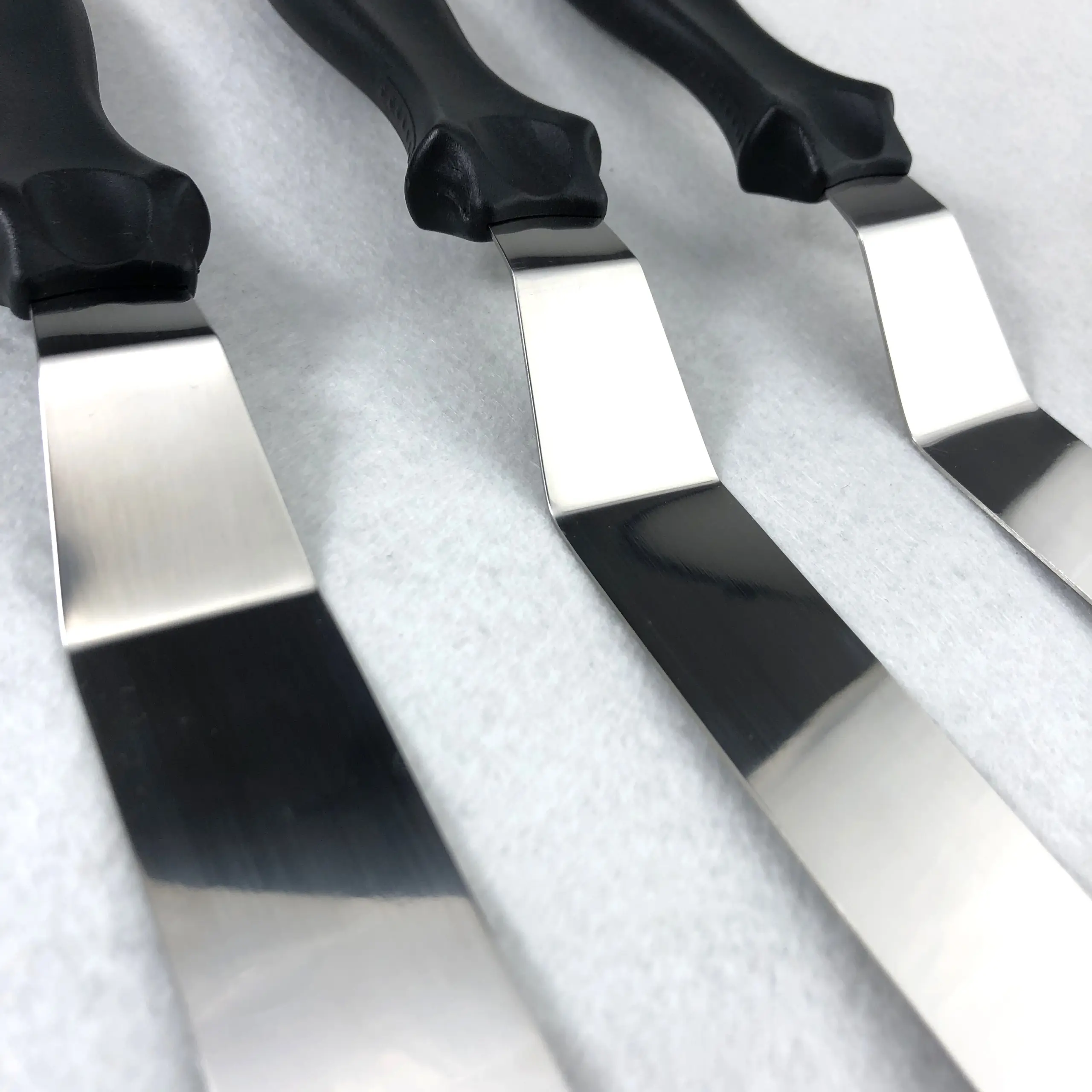 7-Piece Cake Smoothing Tool Set for Frosting & Smoothing with Stainless Steel Construction – description image 5