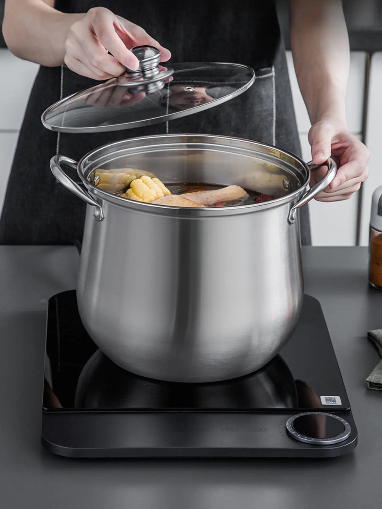 Large-Capacity Stainless Steel Pot for Making Soup, Porridge and Steaming, Induction and Gas Compatible – description image 1