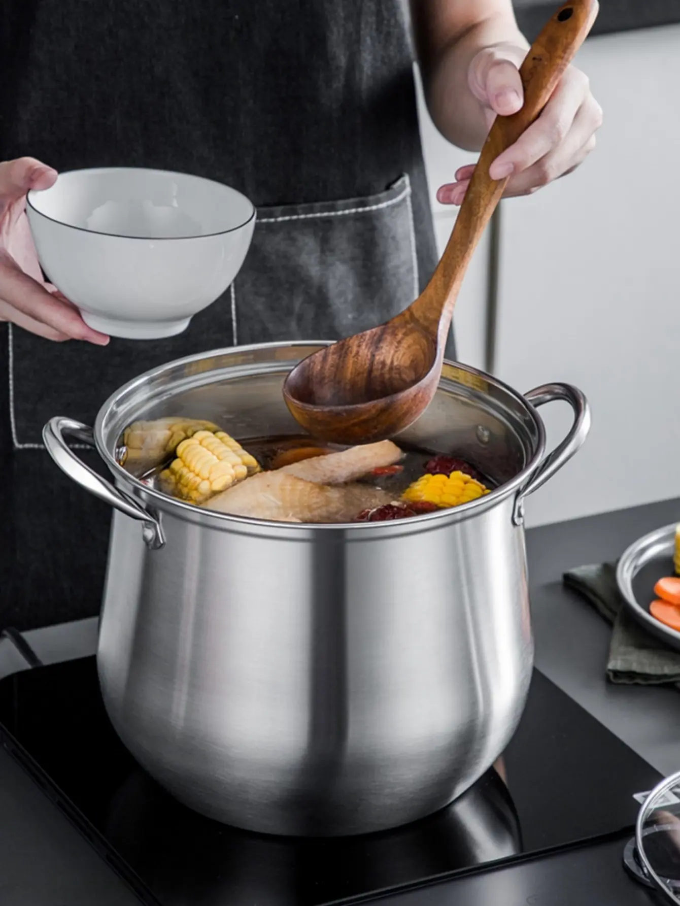 Large-Capacity Stainless Steel Pot for Making Soup, Porridge and Steaming, Induction and Gas Compatible – description image 5